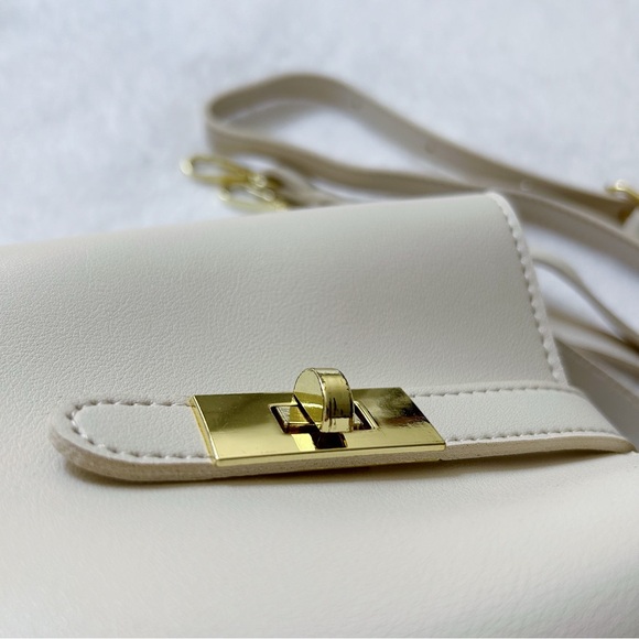 SHEIN Mini Bucket Crossbody Bucket Bag Cream - Picture 8 of 12